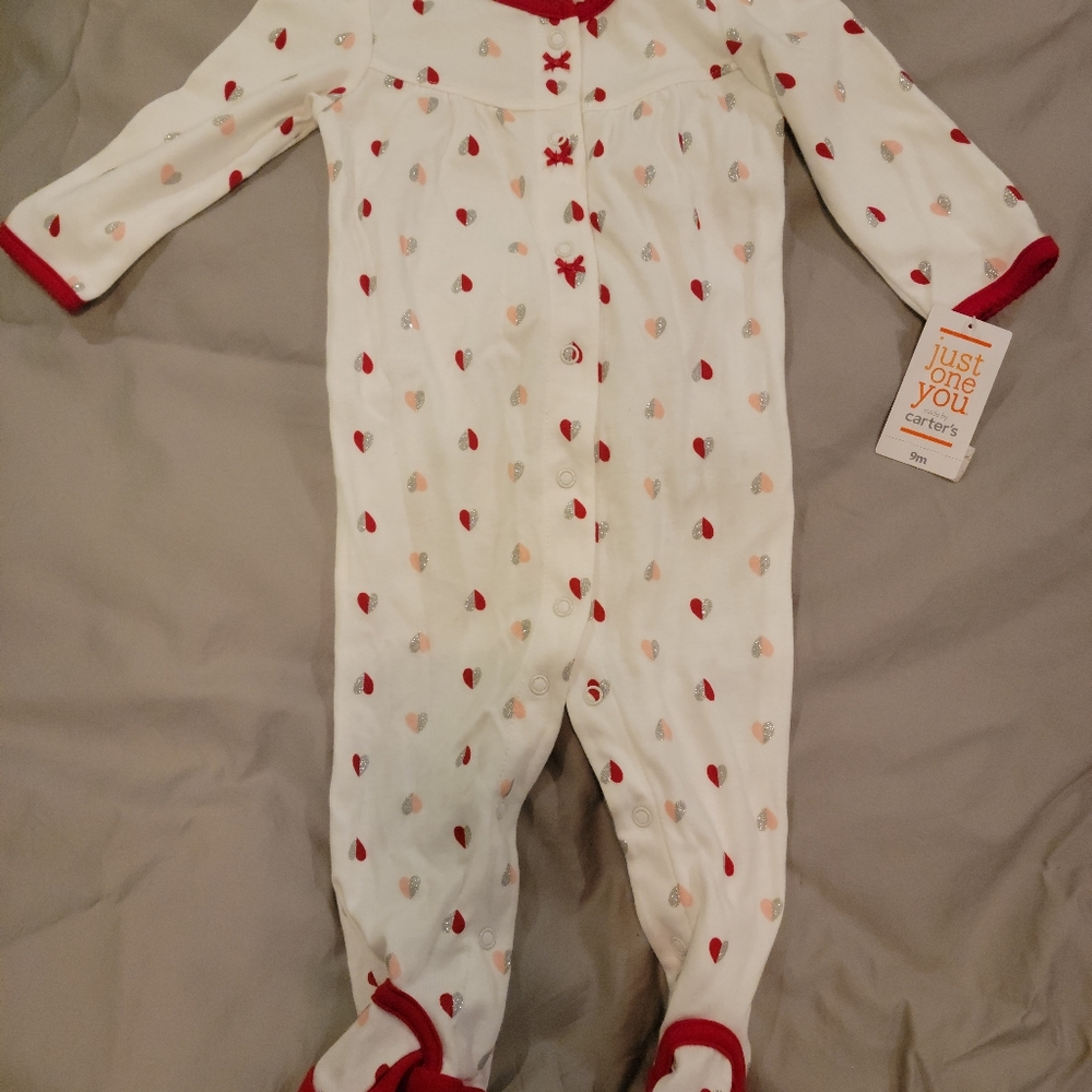 Infant Girl's Valentine's Day Footed Pajamas 9 Months, Brand New with Tags